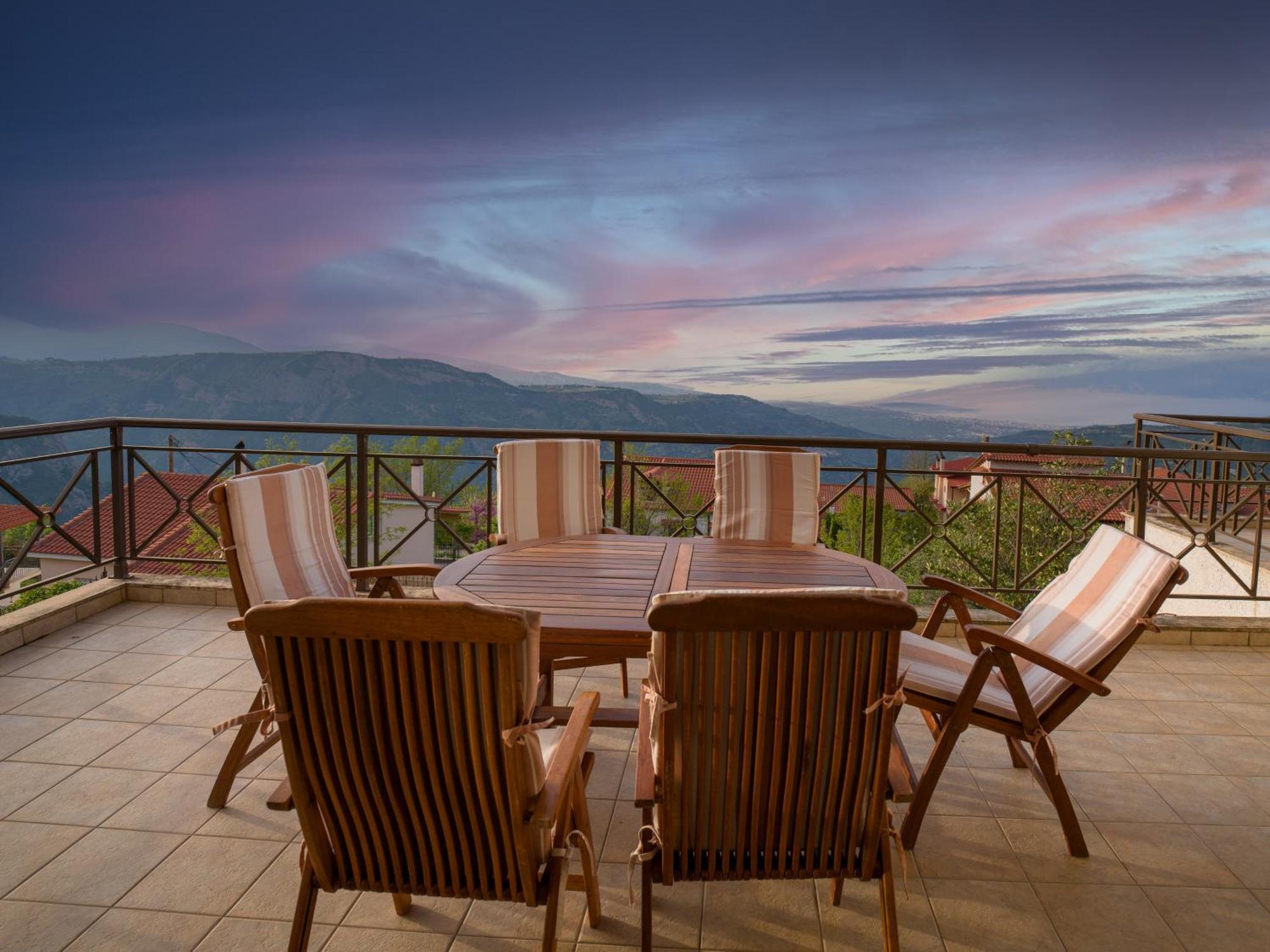 Traditional Luxury Villa Armonia Αίγιο Εξωτερικό φωτογραφία